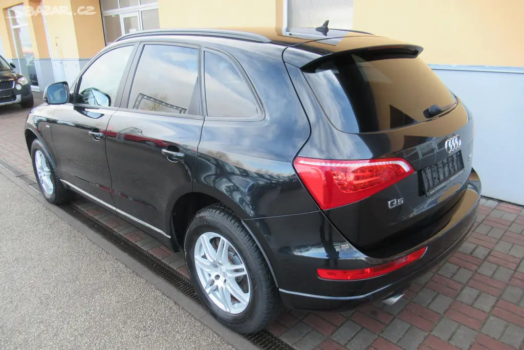 Audi Q5, 3.0 TDi V6 S-Line QUATTRO - fotka 4