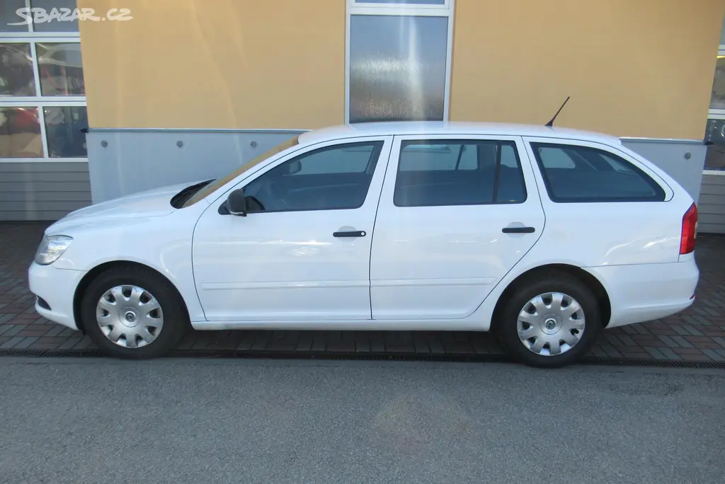 Škoda Octavia, 1.6 TDi KLIMA - fotka 6