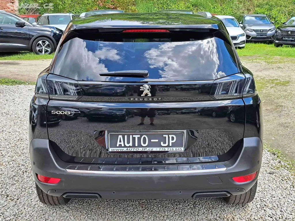 Peugeot 5008, 1,5HDI EAT8 18ALU ALLURE NAVI - fotka 4