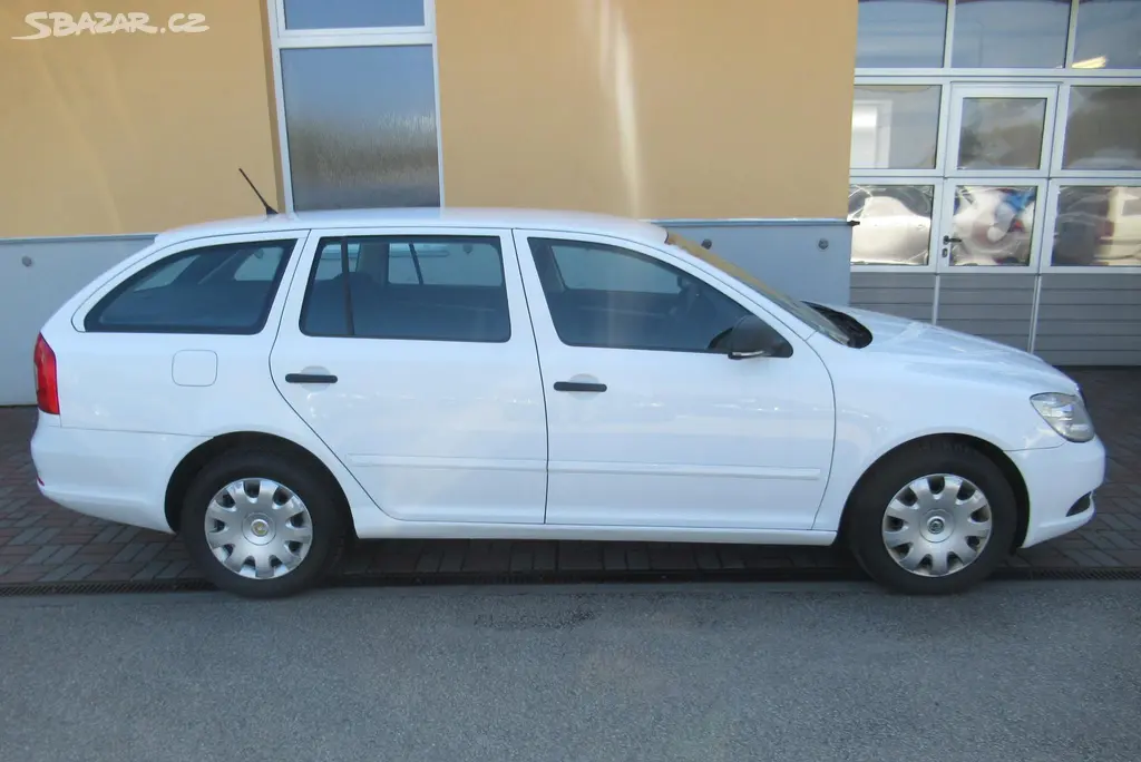 Škoda Octavia, 1.6 TDi KLIMA - fotka 3