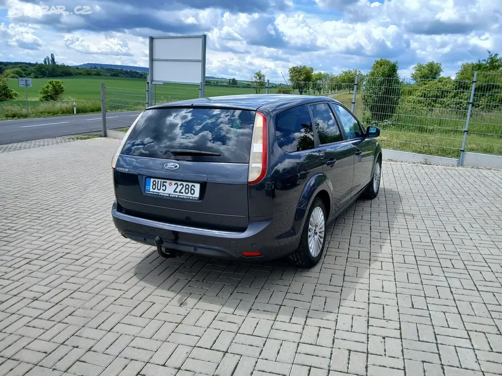 Ford Focus 2,0 Kombi nová TK - fotka 5