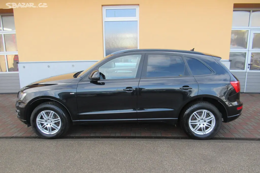 Audi Q5, 3.0 TDi V6 S-Line QUATTRO - fotka 6