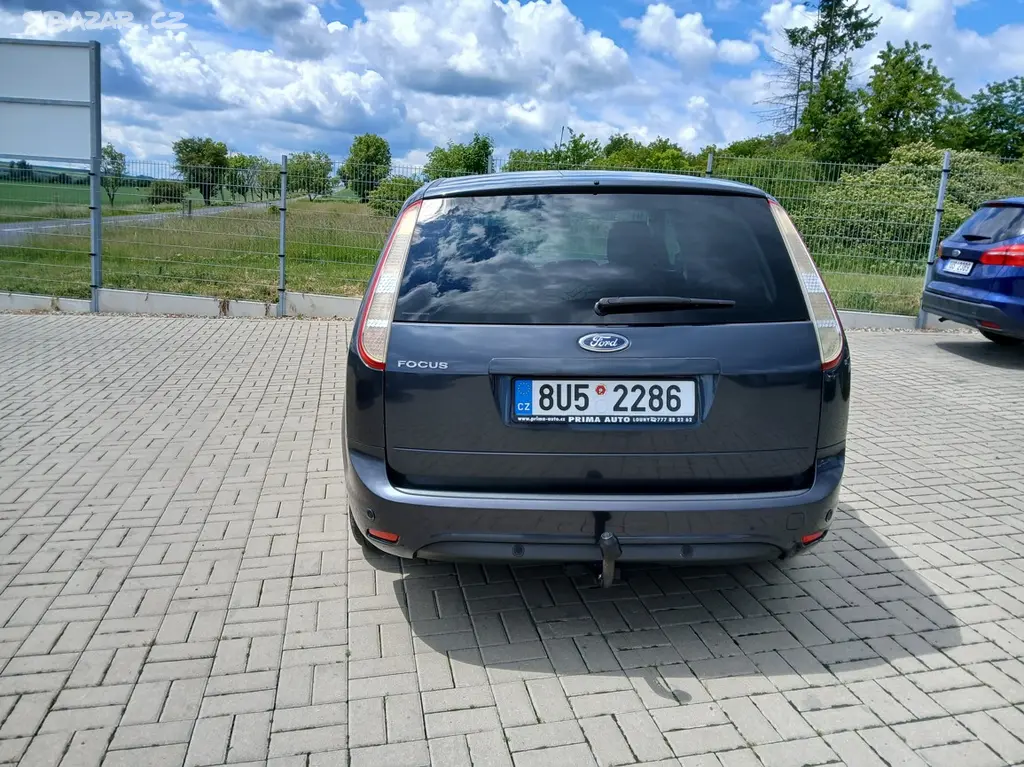 Ford Focus 2,0 Kombi nová TK - fotka 4