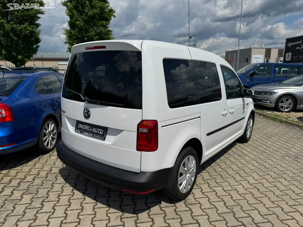 Volkswagen Caddy, 1,0 TSI 75 KW KM 1. MAJ - fotka 5