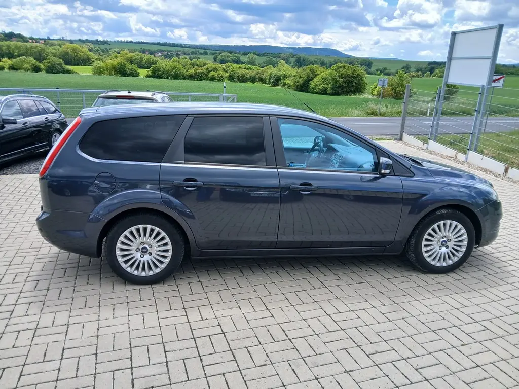 Ford Focus 2,0 Kombi nová TK - fotka 6