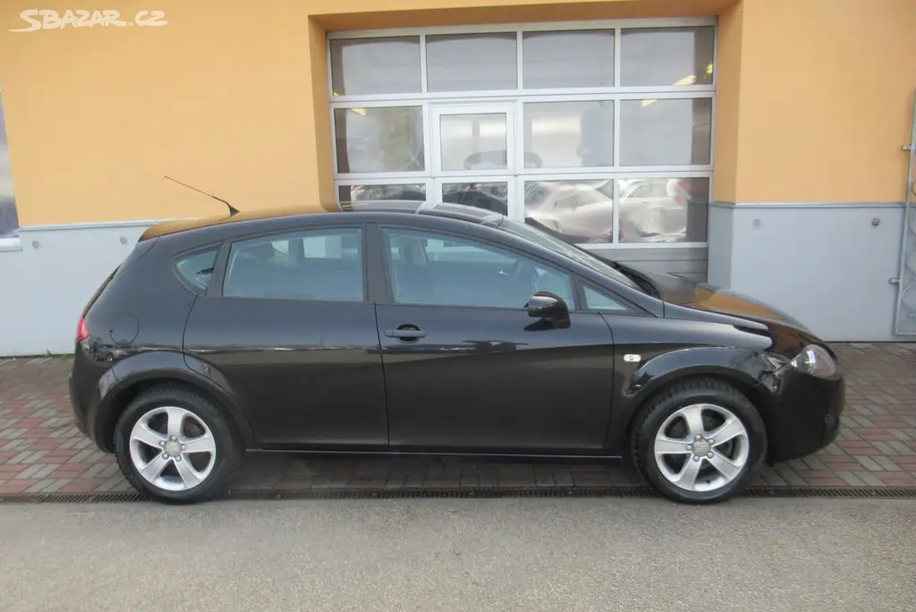 Seat Leon, 1.9 TDi KLIMA NOVÉ ROZVODY - fotka 3