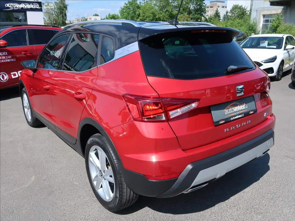 Seat Arona, 1,6 TDI,85kW,FR,92tkm,navi - fotka 4