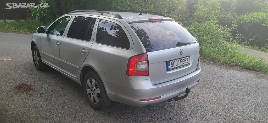 Škoda Octavia combi 2.0 TDI 103KW Eleganc Tažné-CZ - fotka 4