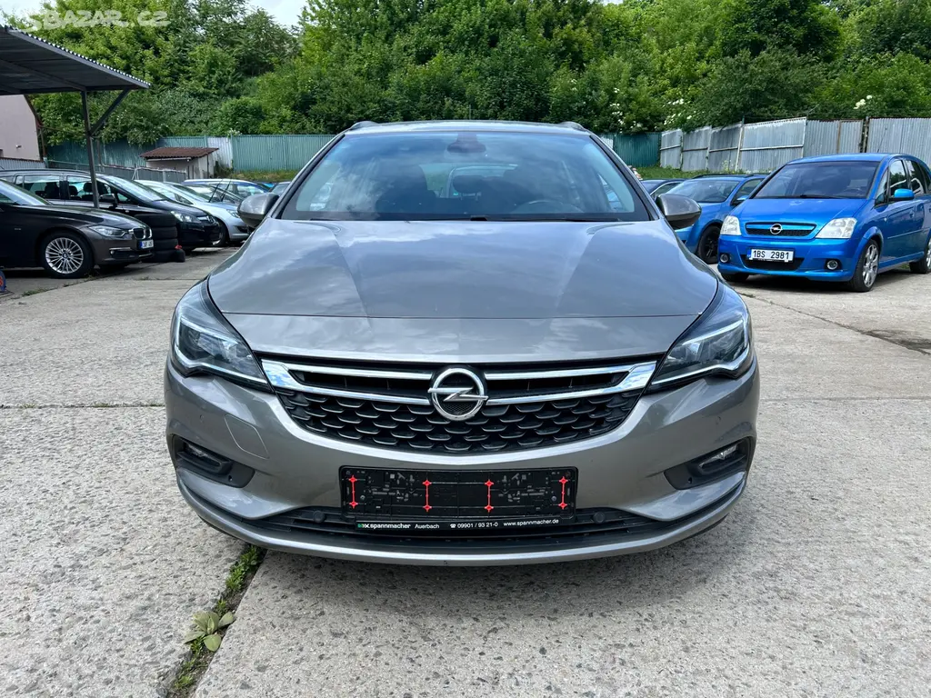 Opel Astra, K Sports Tourer - fotka 2