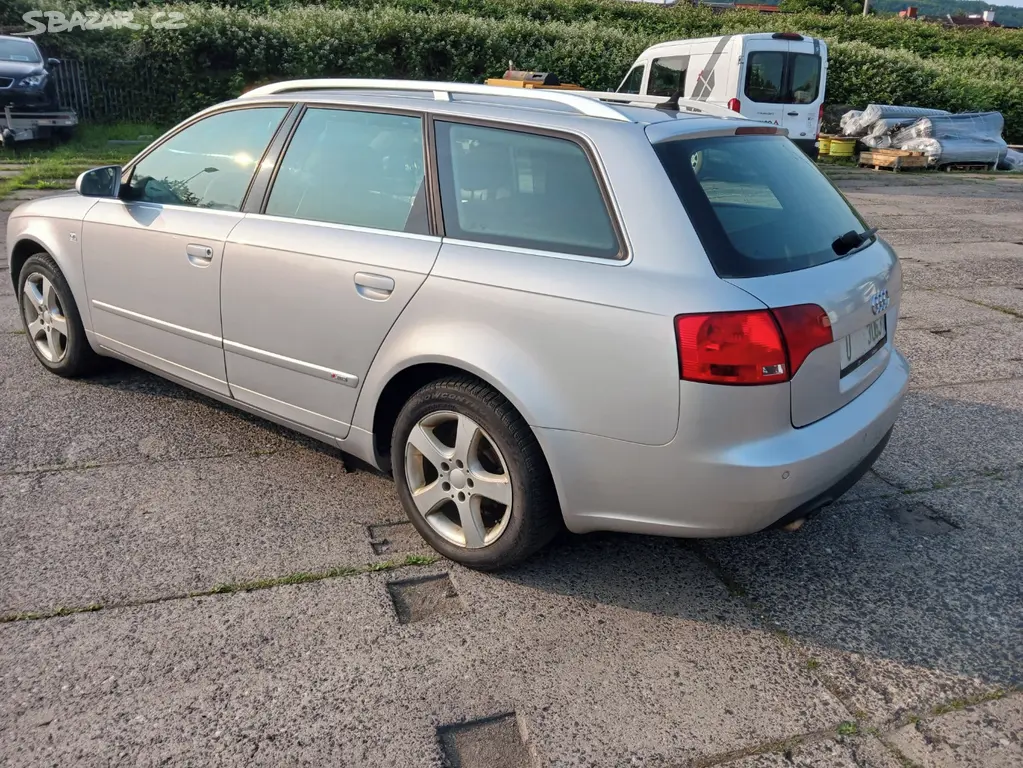 Audi A4 8E avant S-line 2,0 tdi 16V 103kw 2006 - fotka 2