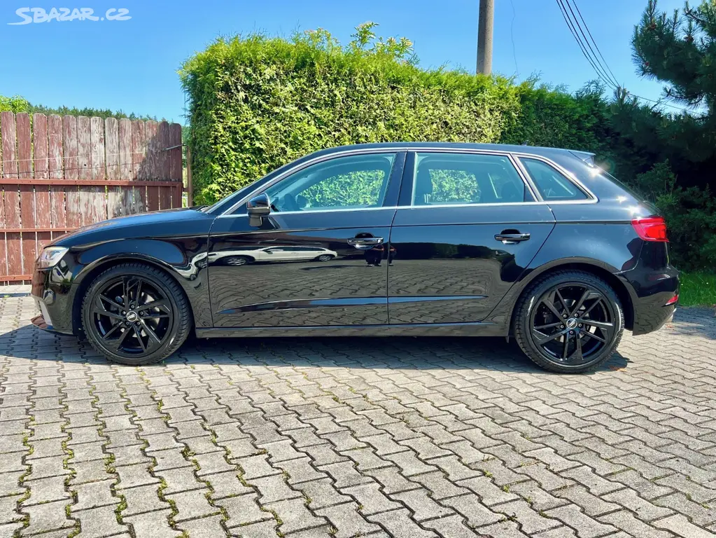 Audi A3 35TFSi / LED / KLIMA / TEMPOMAT / 2019 - fotka 2