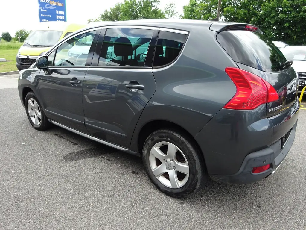Peugeot 3008 - 1,6 HDI, NAVIGACE, GARANCE KM - fotka 4