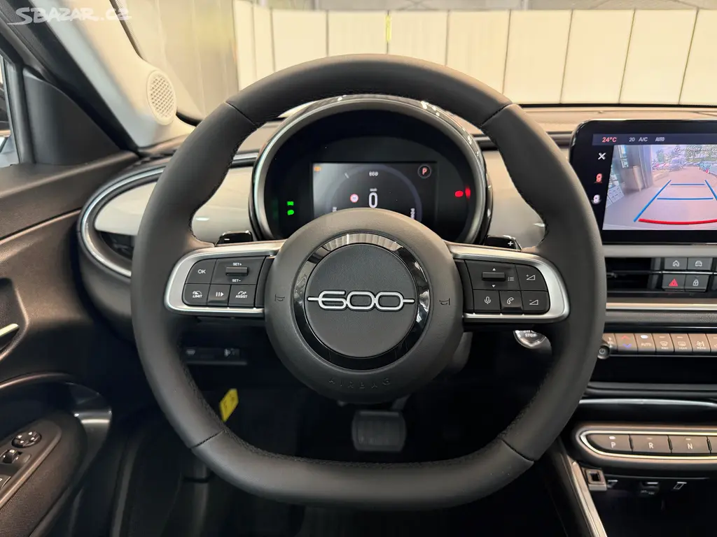 Fiat 600, 1.2 Turbo Hybrid 110k MHEV eDC - fotka 5