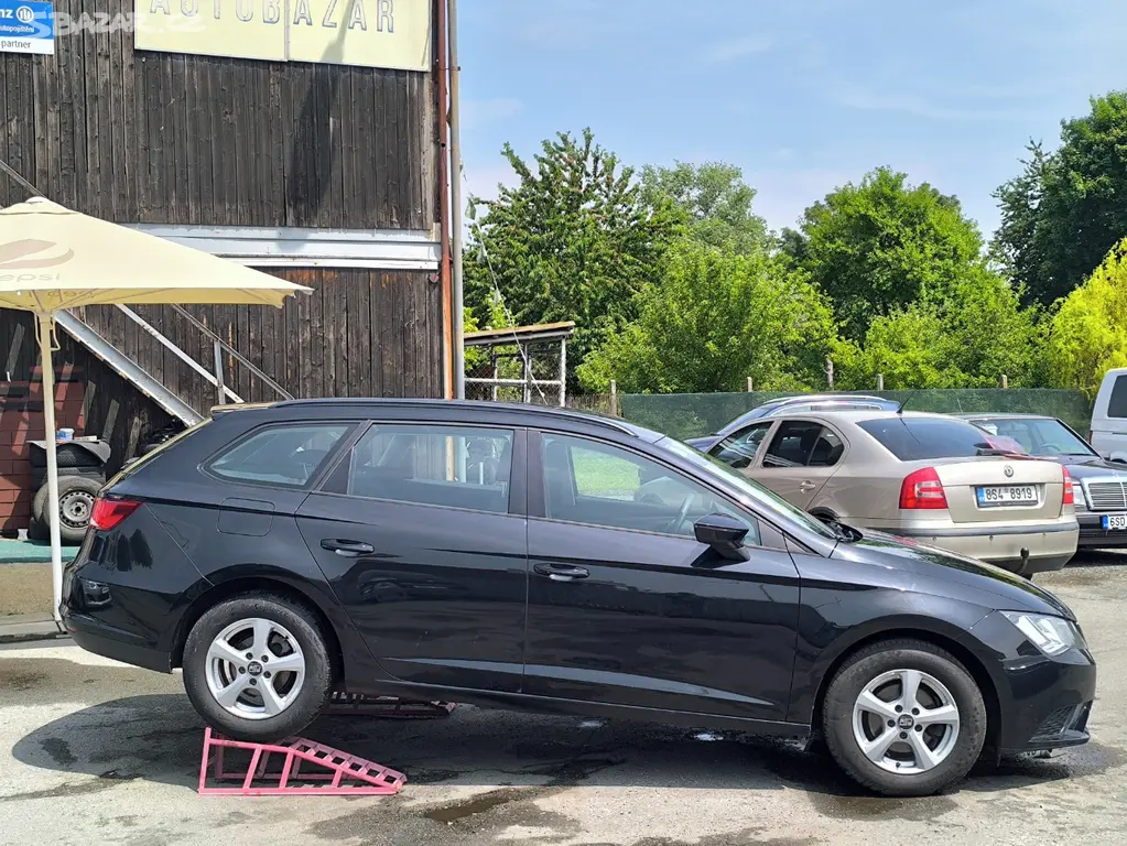 Seat Leon 1.6 TDi Reference,Temp,ALU,1majitelka - fotka 4