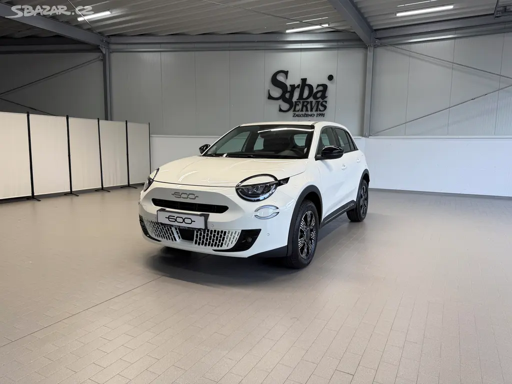 Fiat 600, 1.2 Turbo Hybrid 110k MHEV eDC - fotka 2
