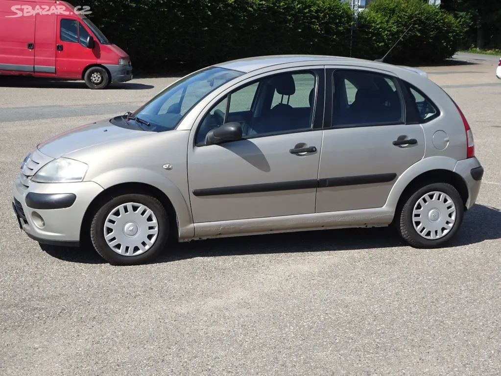 Citroen C3 1.4i r.v.2007 (54 kw) Koupeno v ČR - fotka 2