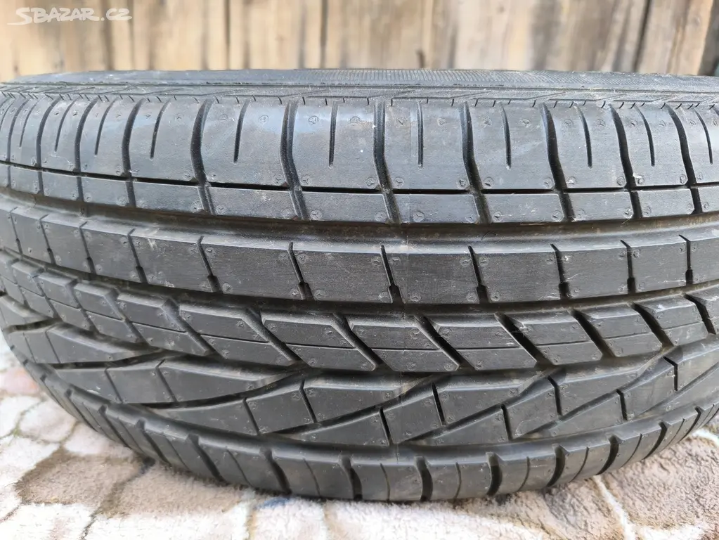 Náhled: 1 kus Good Year Excelence 195/65R15 91H Nová