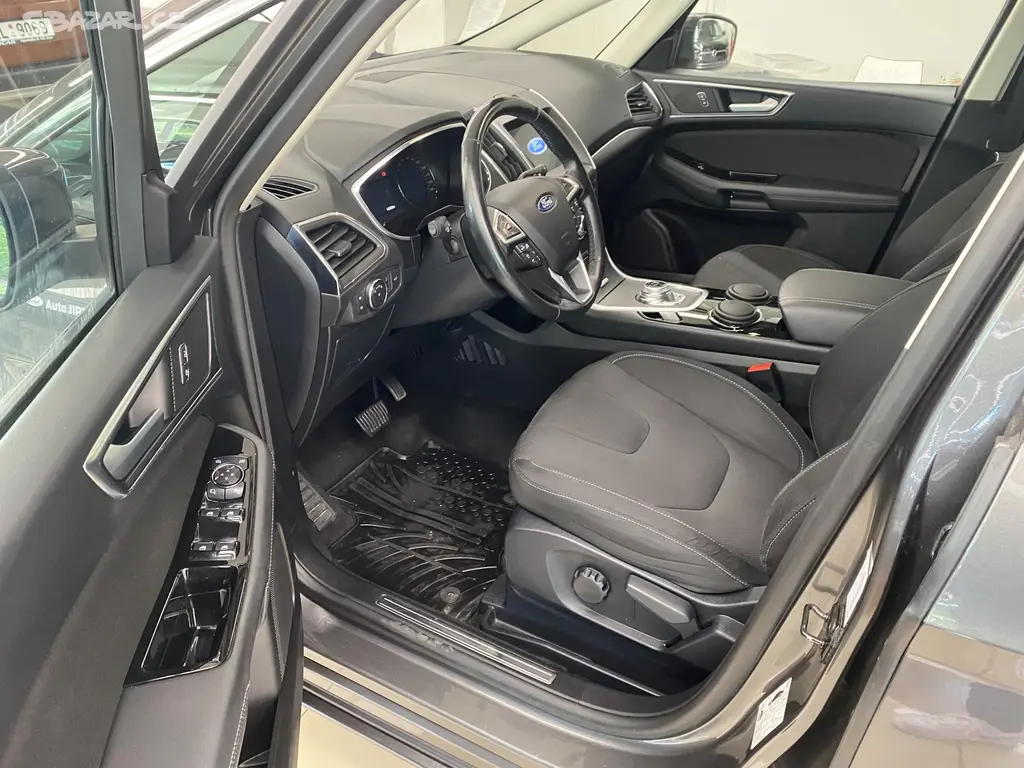 Ford S-MAX, 2.5 Duratec Hybrid HEV, ČR - fotka 6