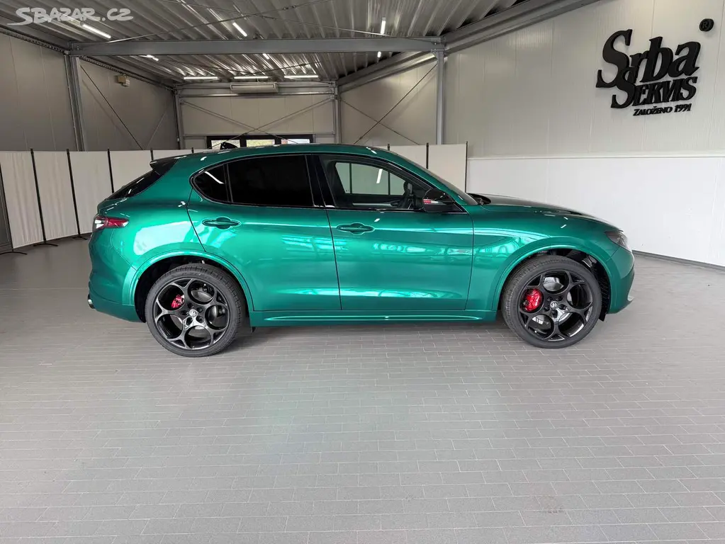 Alfa Romeo Stelvio, 2.0 Turbo 280k Q4 TRIBUTO ITAL - fotka 5