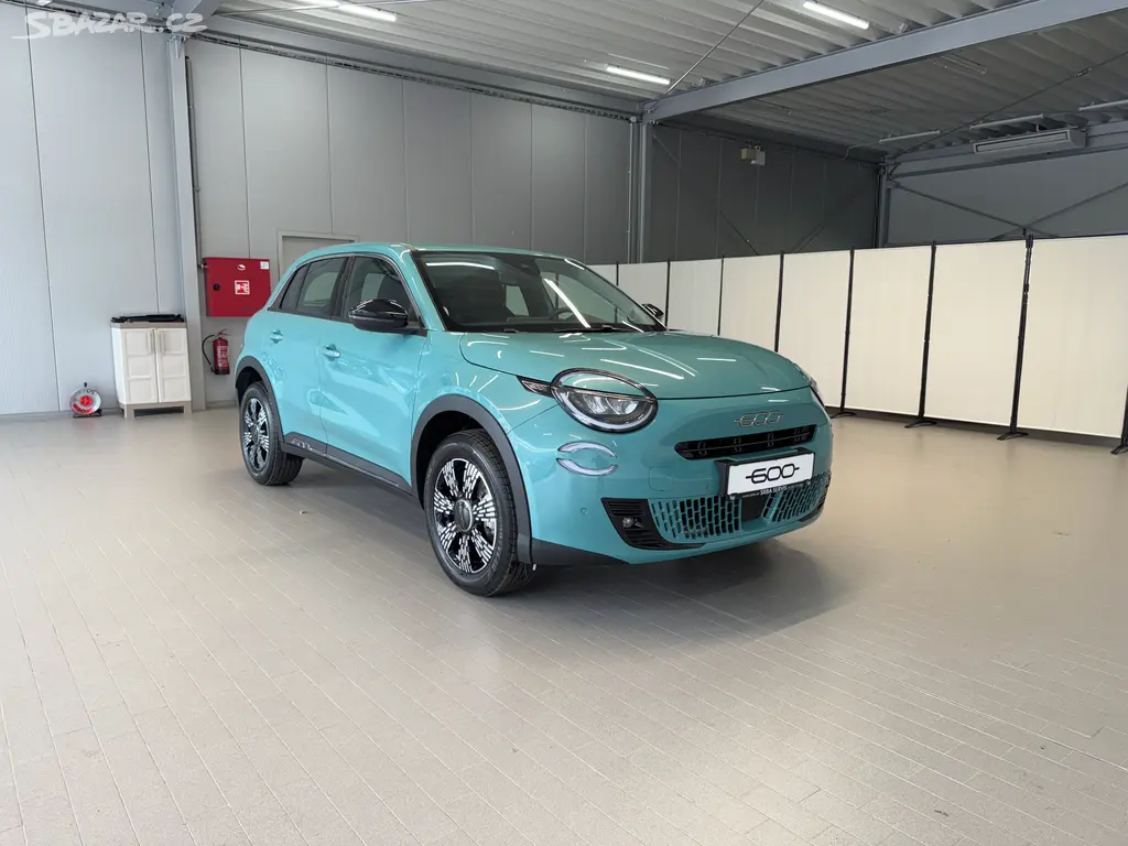 Fiat 600, 1.2 Turbo Hybrid 110k MHEV eDC - fotka 6