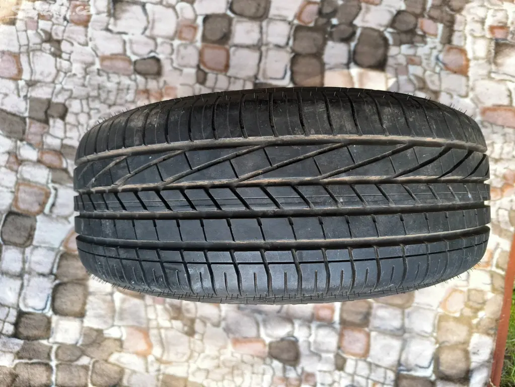 Náhled: 1 kus Good Year Excelence 205/55R16 94V