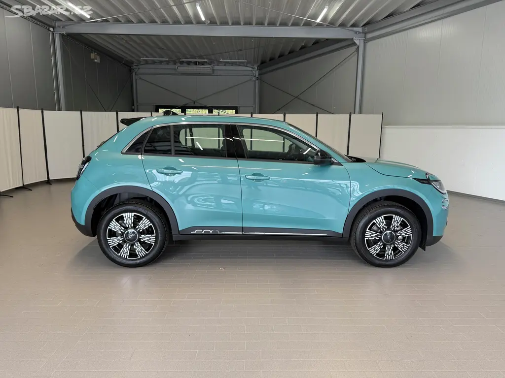 Fiat 600, 1.2 Turbo Hybrid 110k MHEV eDC - fotka 5