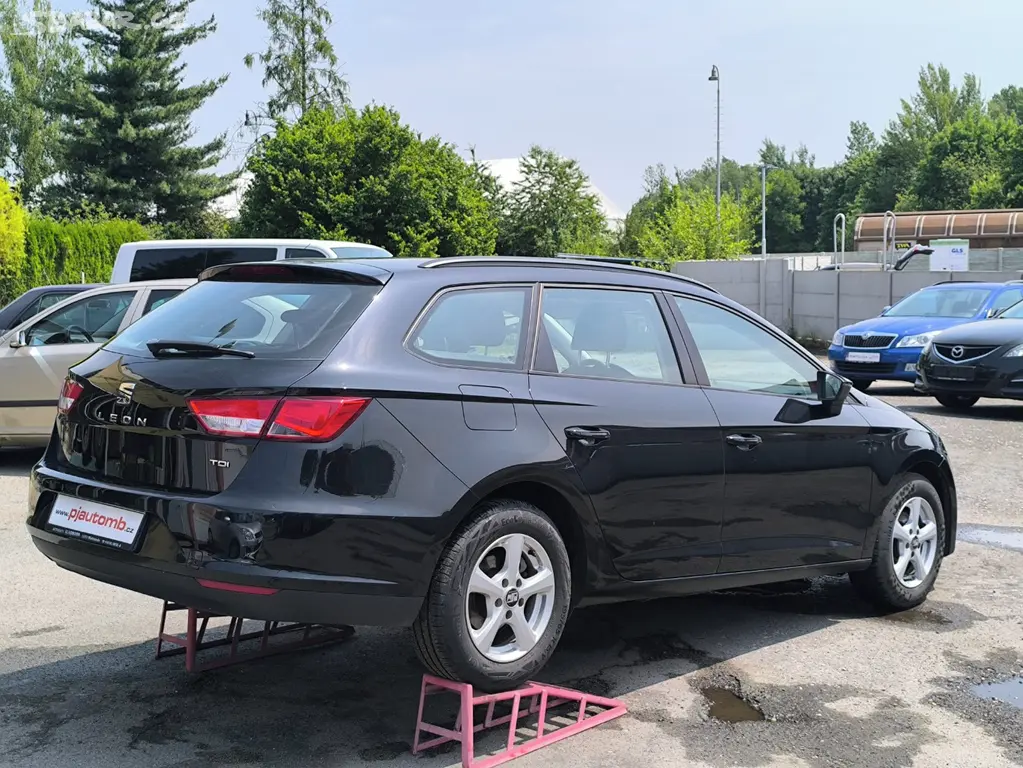 Seat Leon 1.6 TDi Reference,Temp,ALU,1majitelka - fotka 5