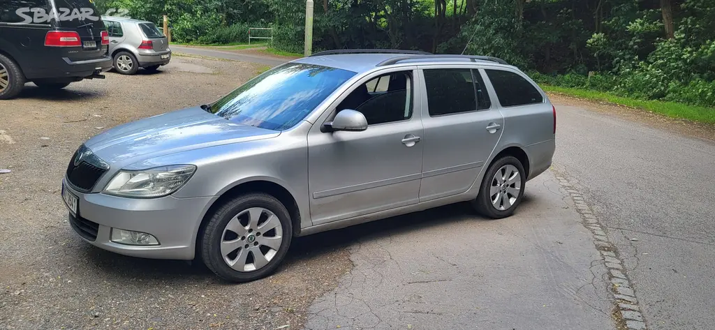 Škoda Octavia combi 1.9 TDI 77 KW 4x4 2010 CZ-TOP - fotka 3