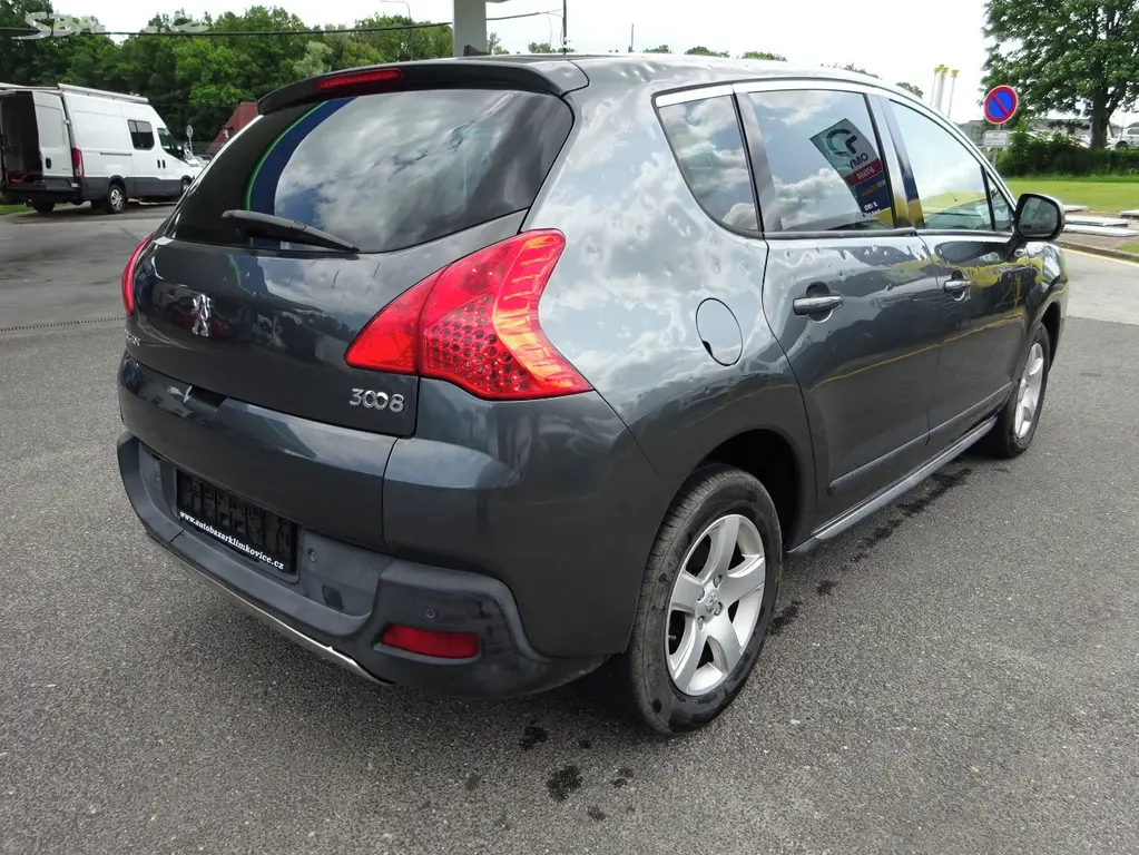 Peugeot 3008 - 1,6 HDI, NAVIGACE, GARANCE KM - fotka 6
