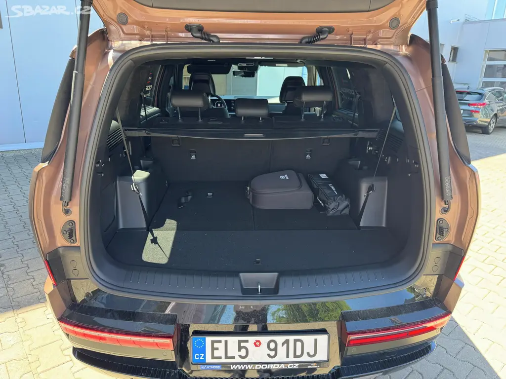 Hyundai Santa Fe, PHEV 4WD AT CALLIGRAPHY 7M - fotka 3