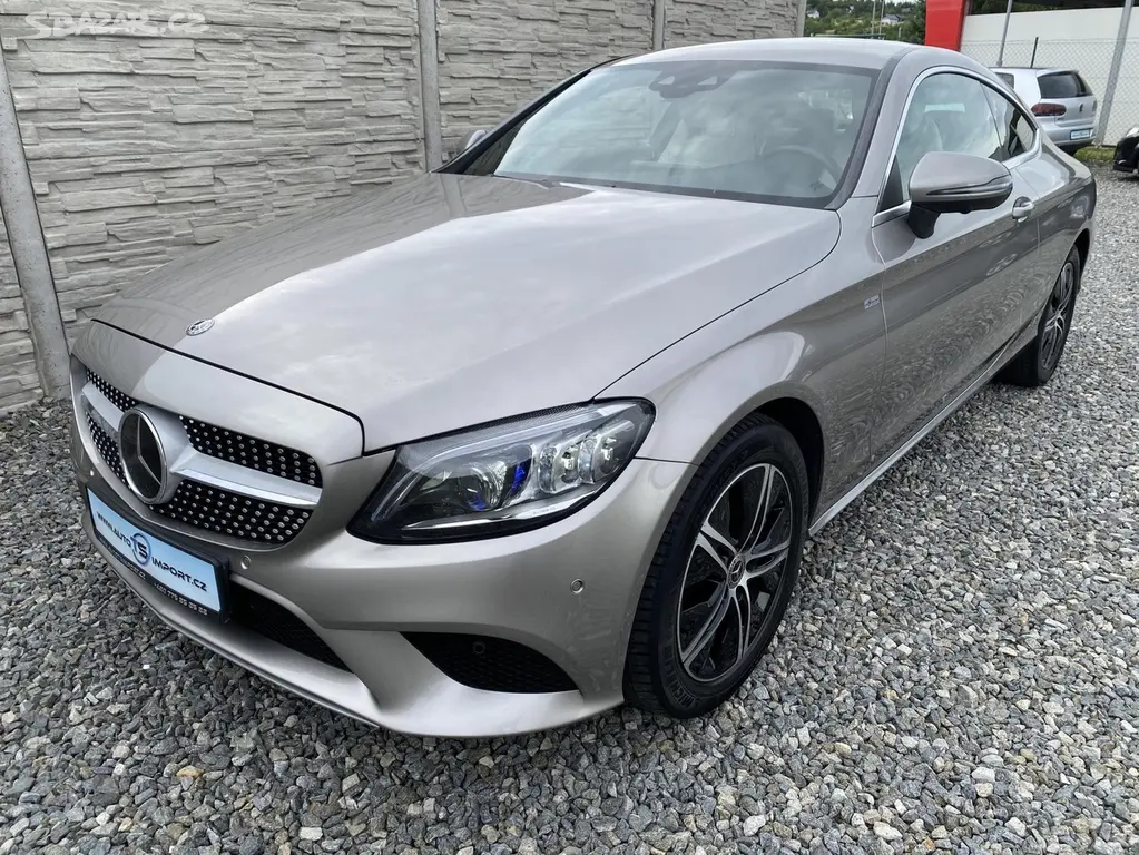 Mercedes-Benz Třídy C C 400 COUPE 4MATIC 51.000KM - fotka 2
