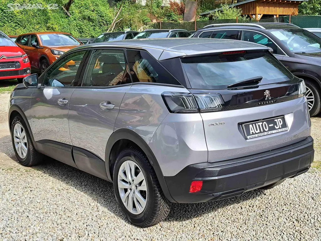 Peugeot 3008, 1,2 PT EAT8 LED 17ALU PDC NAVI - fotka 5