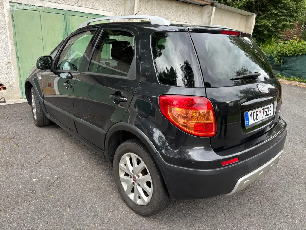 Fiat Sedici 1.6 16V 4x4 88 kW, RV 2010 (Suzuki S4) - fotka 4