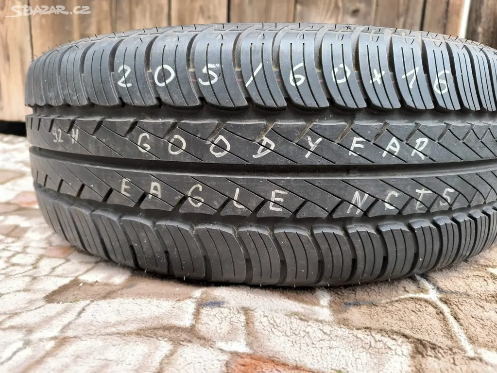 Náhled: 1 kus 205/60R16 92H Good Year EAGLE NCT