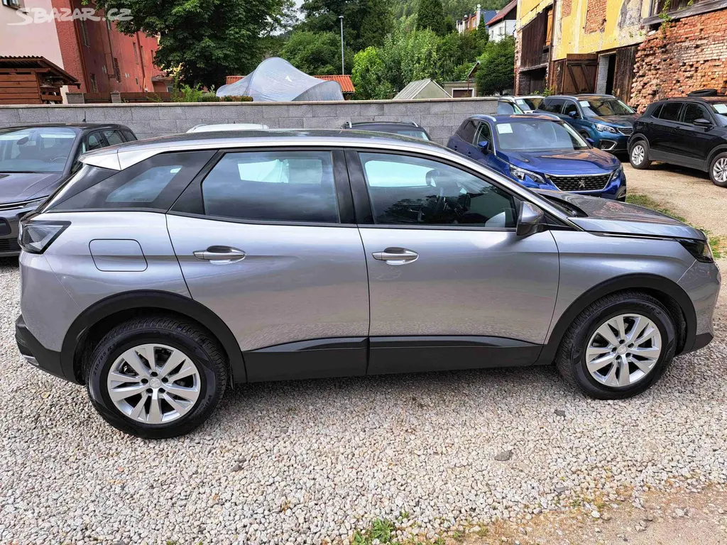 Peugeot 3008, 1,2 PT EAT8 LED 17ALU PDC NAVI - fotka 2