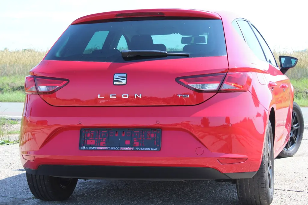 Seat Leon Style 1.4 TSI 90Kw 1.majitel 131520km - fotka 3