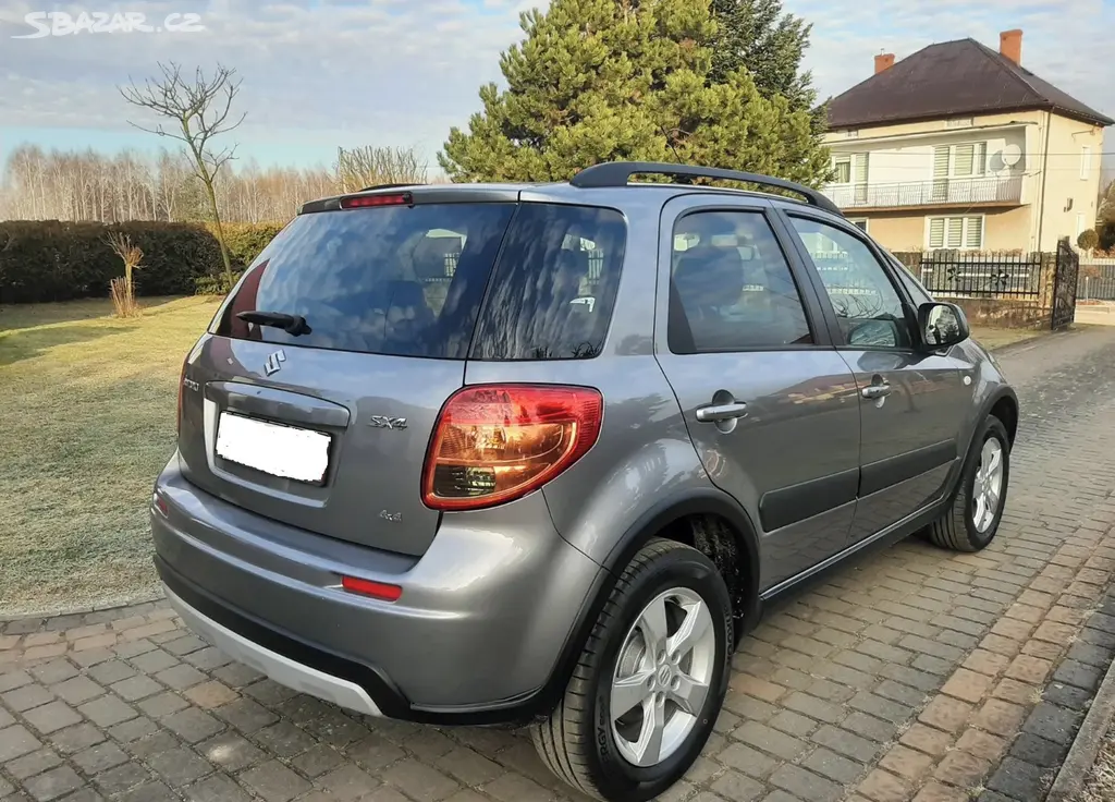 Suzuki SX4, 1,6 4x4 r.v. 2010 , najeto 99.323km - fotka 6