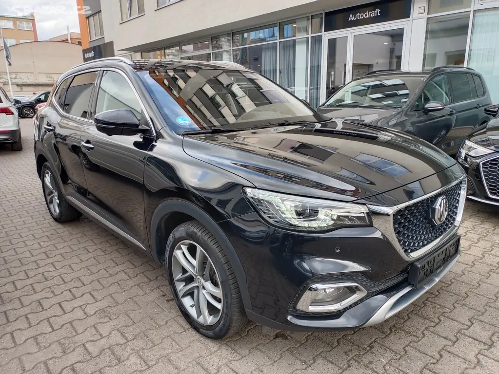 MG EHS PHEV Luxury Pebble Black
