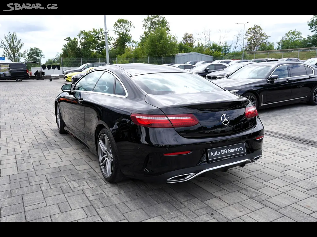Mercedes-Benz Třídy E, E 300d AMG Avantgarde/245 PS - fotka 4