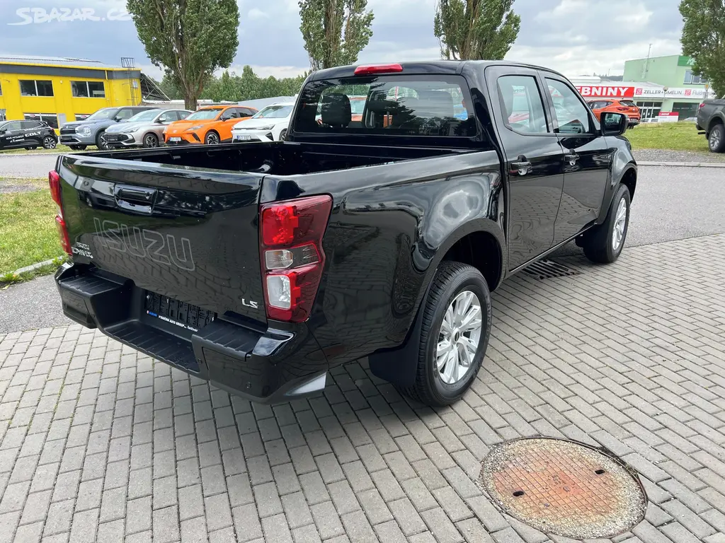 Isuzu D-Max, Double Cab 4x4 LS A/T - SLEVA - fotka 5