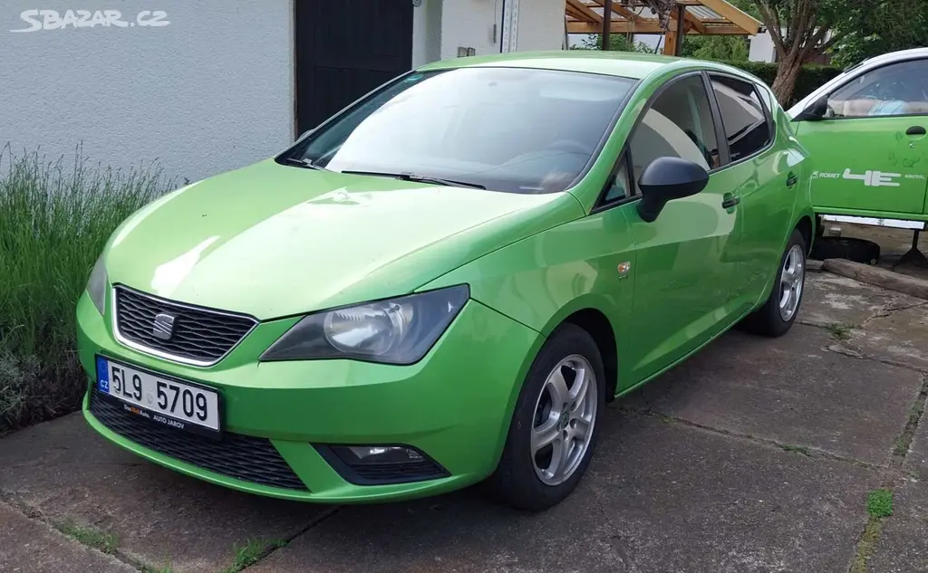 Seat Ibiza 1,2TSI 77KW 2012 Nové STK (Fabia Polo)