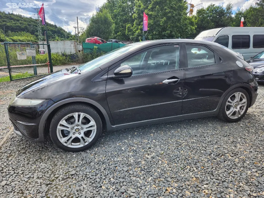 Honda Civic 1.4i LPG 73 kW CZ - fotka 5