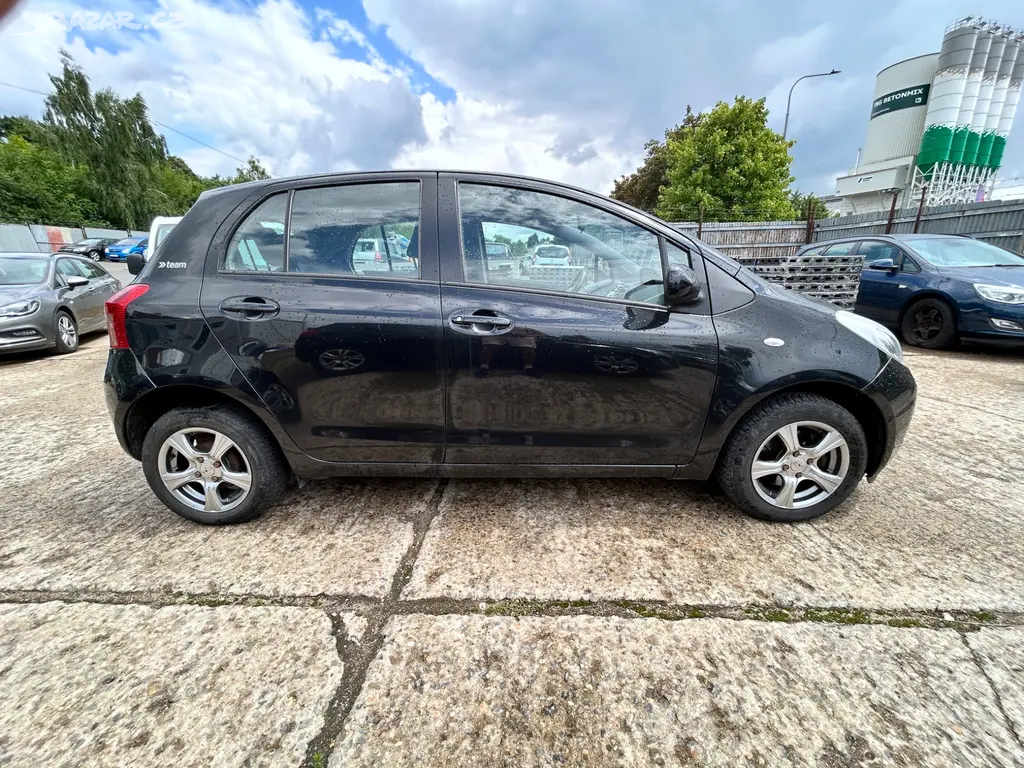 Toyota Yaris - fotka 4