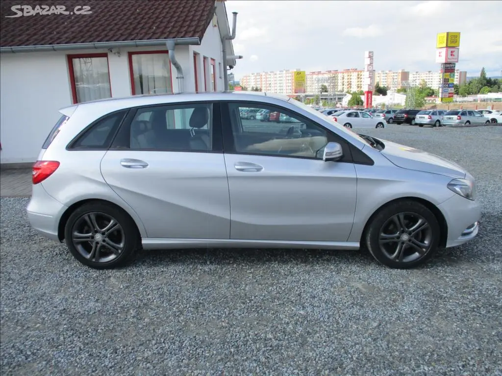 Mercedes-Benz Třídy B, 1,5 180 CDi, klima,navigace, - fotka 4