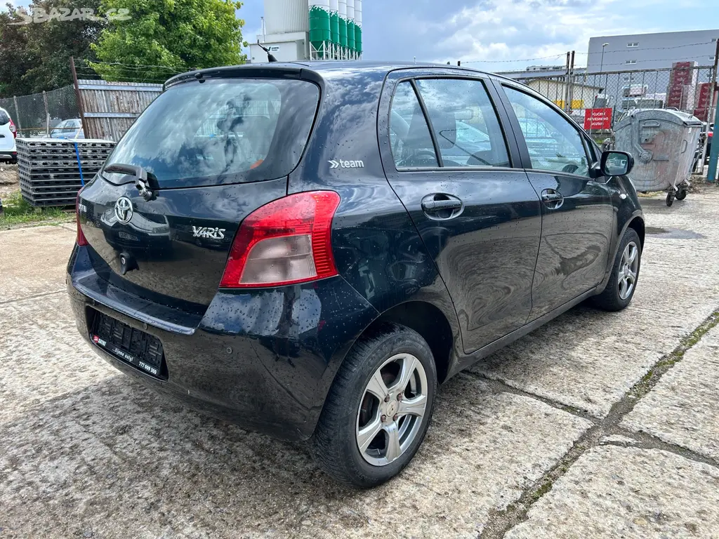 Toyota Yaris - fotka 5