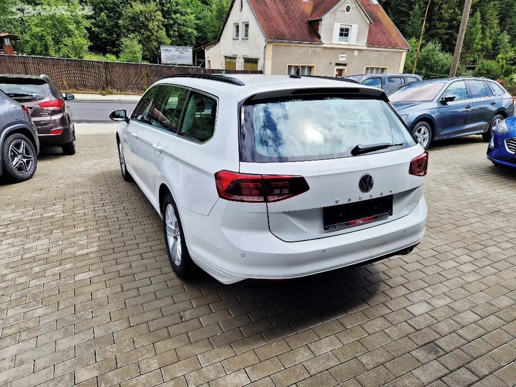 Volkswagen Passat, 2.0 TDi (140 kW) Business - fotka 3
