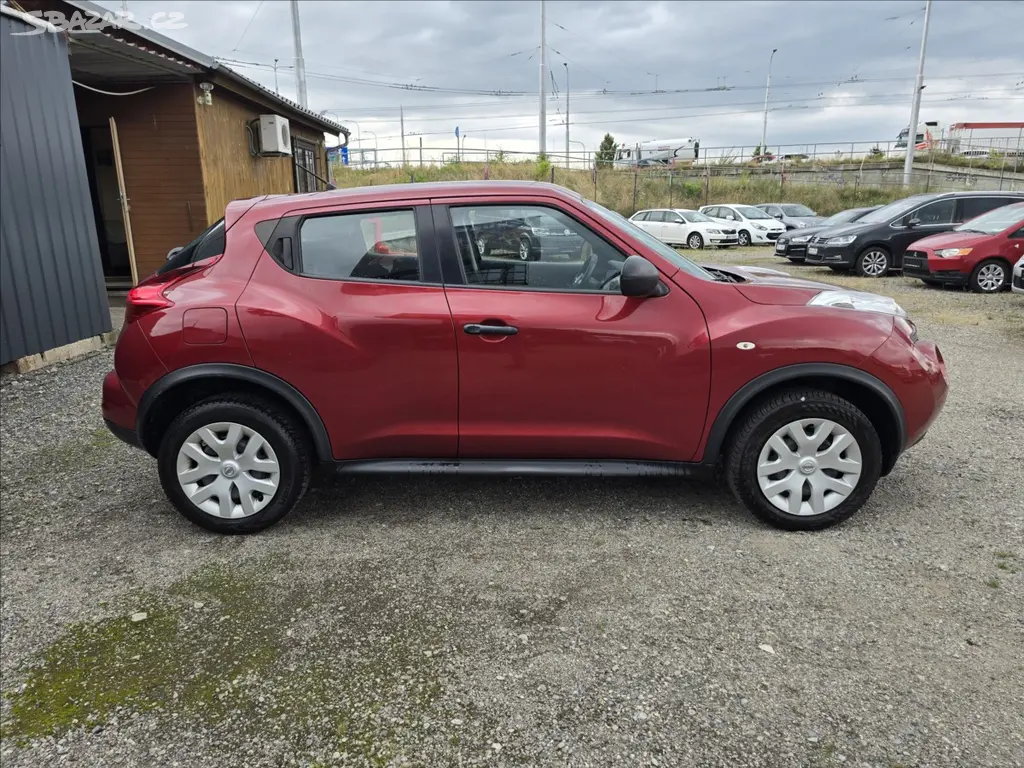 Nissan Juke, 1,6 i 86 KW - fotka 4