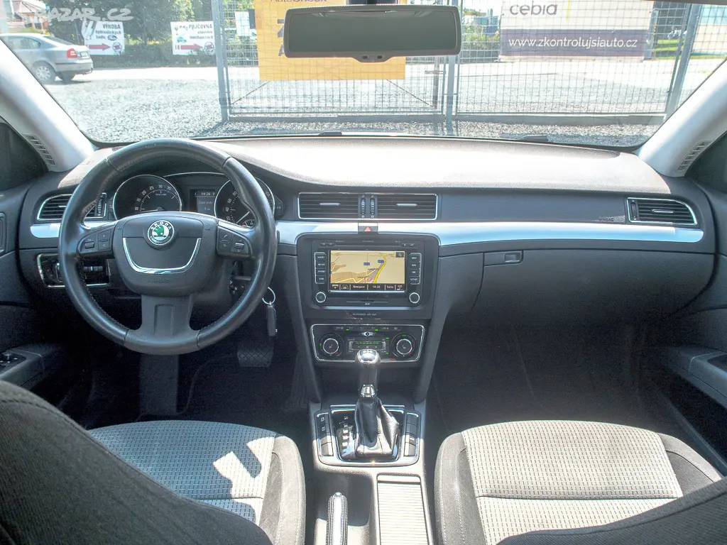 Škoda Superb 2.0TDI 125KW DSG NAVI - fotka 5