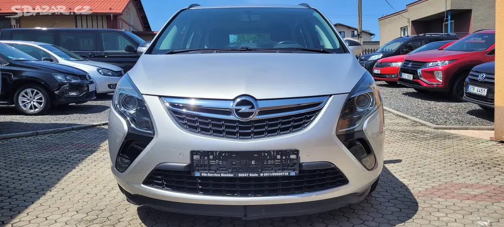 Opel Zafira 1,4i 103kW benzín Automat - fotka 5