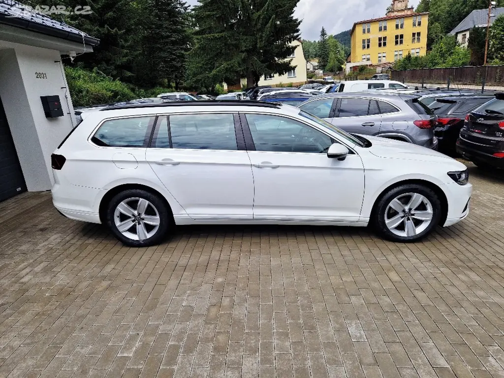 Volkswagen Passat, 2.0 TDi (140 kW) Business - fotka 6